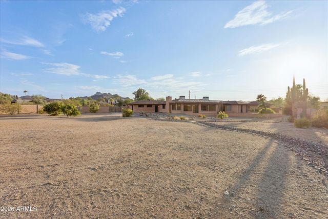 9607 N 40TH Street, Phoenix, AZ 85028