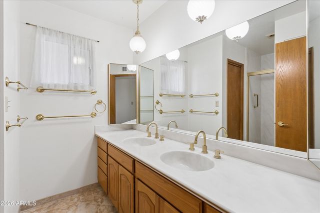 9607 N 40TH Street, Phoenix, AZ 85028