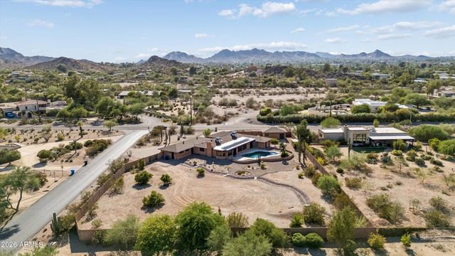 9607 N 40TH Street, Phoenix, AZ 85028