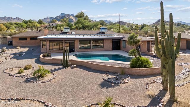 9607 N 40TH Street, Phoenix, AZ 85028