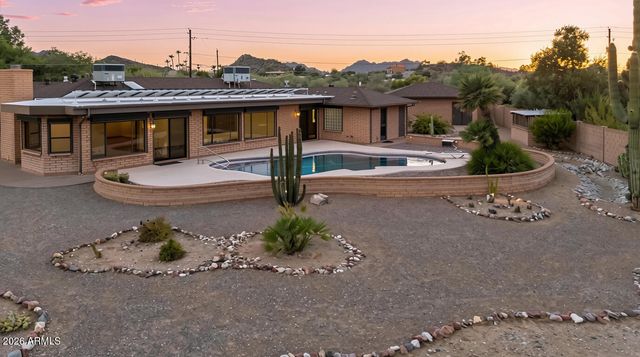 9607 N 40TH Street, Phoenix, AZ 85028