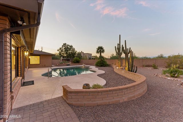 9607 N 40TH Street, Phoenix, AZ 85028