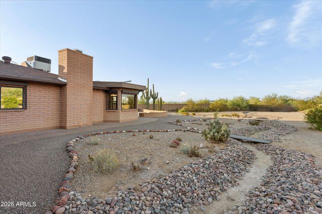 9607 N 40TH Street, Phoenix, AZ 85028