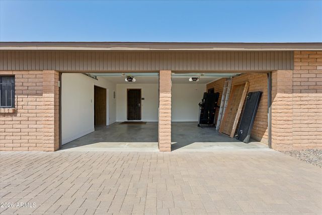 9607 N 40TH Street, Phoenix, AZ 85028