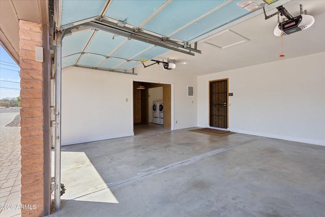 9607 N 40TH Street, Phoenix, AZ 85028
