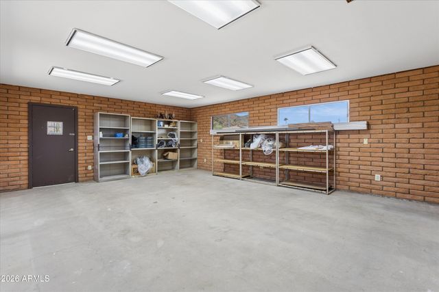 9607 N 40TH Street, Phoenix, AZ 85028