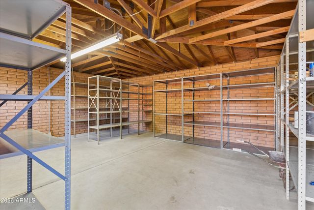 9607 N 40TH Street, Phoenix, AZ 85028