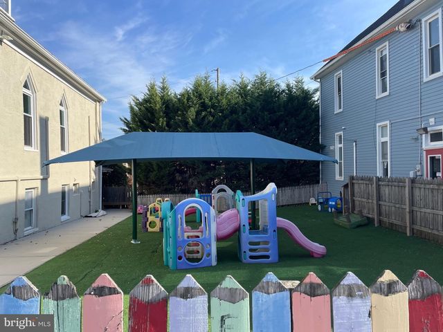 2 PARK ST, Shrewsbury, PA 17361