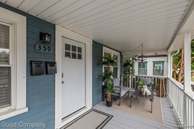 359 E Saratoga Street, Ferndale, MI 48220