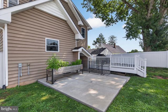 2504 CEDAR AVE, Wilmington, DE 19808