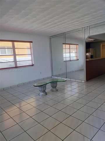 525 SW 56th Ave, Miami, FL 33134