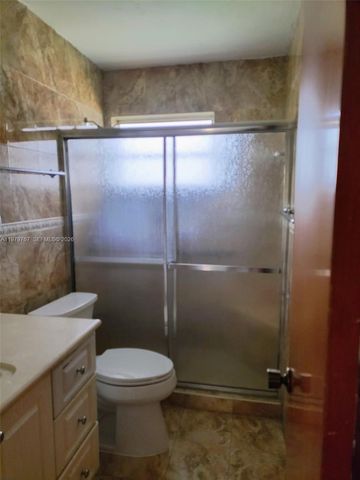 525 SW 56th Ave, Miami, FL 33134