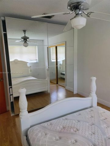 525 SW 56th Ave, Miami, FL 33134