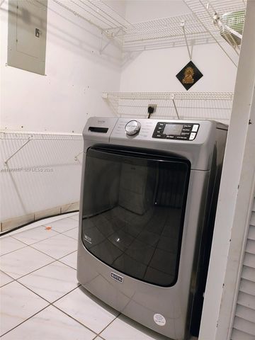 525 SW 56th Ave, Miami, FL 33134