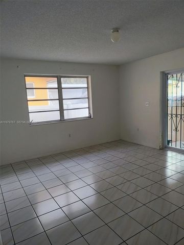 525 SW 56th Ave, Miami, FL 33134