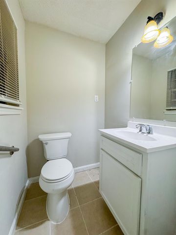 5094 JESSIE LEE LN, Memphis, TN 38118