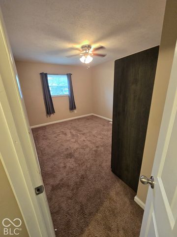 969 Stonegate, Greenwood, IN 46142