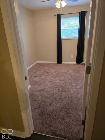 969 Stonegate, Greenwood, IN 46142