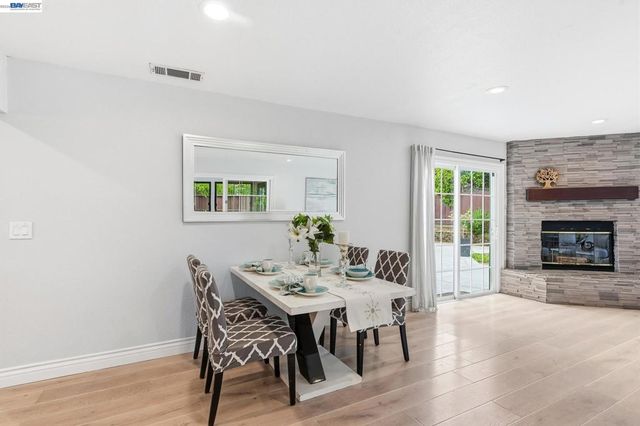 31333 San Andreas Dr, Union City, CA 94587
