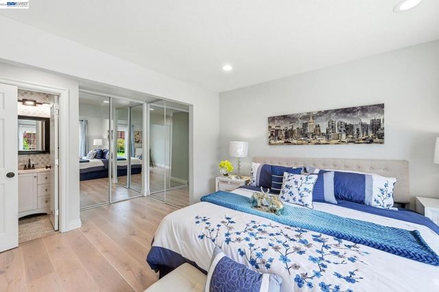 31333 San Andreas Dr, Union City, CA 94587