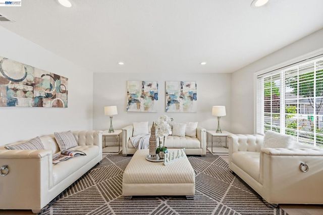 31333 San Andreas Dr, Union City, CA 94587