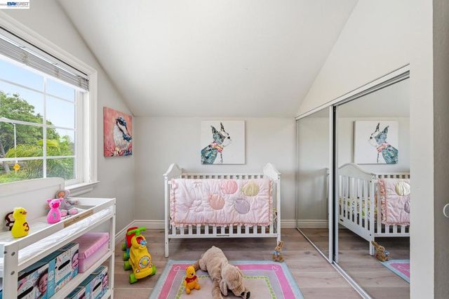 31333 San Andreas Dr, Union City, CA 94587