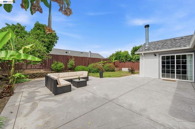 31333 San Andreas Dr, Union City, CA 94587