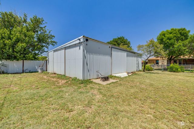 203 Tyler Terrace Drive, San Angelo, TX 76905