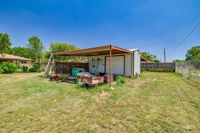 203 Tyler Terrace Drive, San Angelo, TX 76905