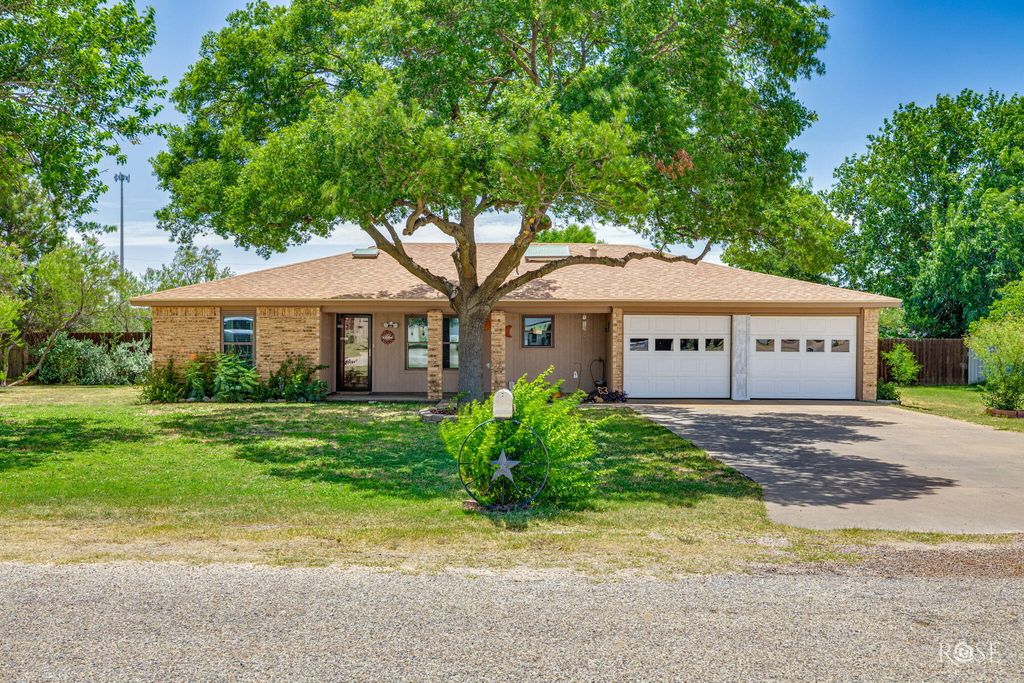 203 Tyler Terrace Drive, San Angelo, TX 76905