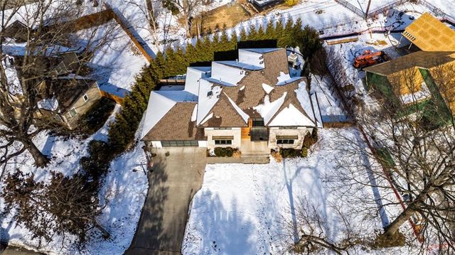 3012 W 91st Street, Leawood, KS 66206