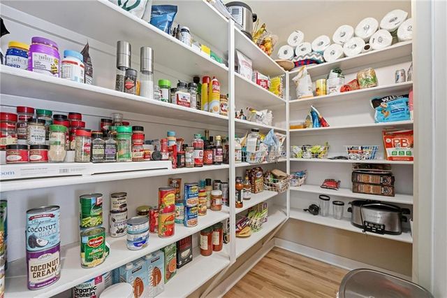 3012 W 91st Street, Leawood, KS 66206