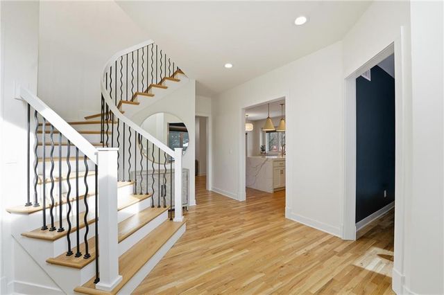 3012 W 91st Street, Leawood, KS 66206