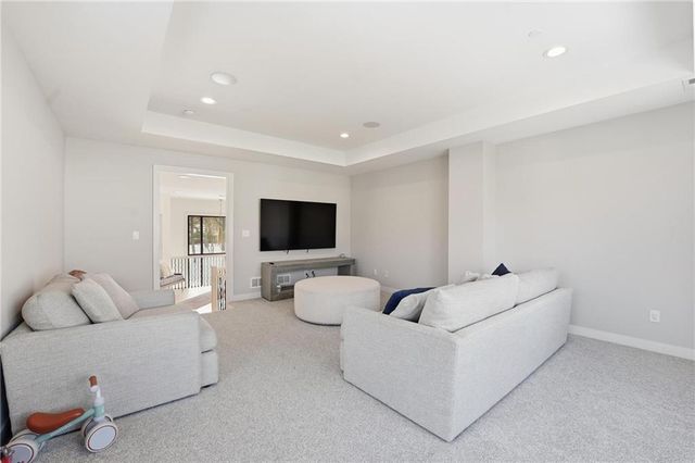 3012 W 91st Street, Leawood, KS 66206