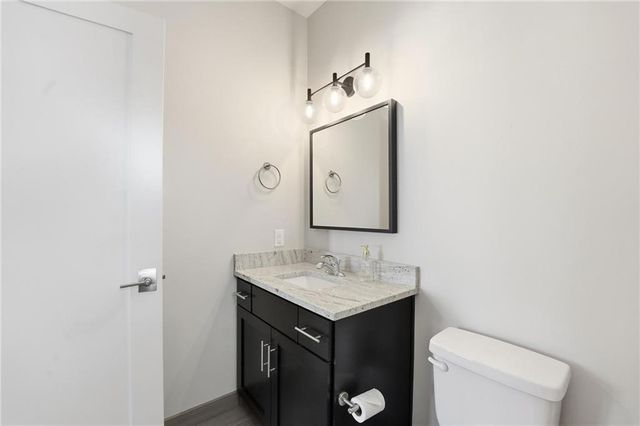 3012 W 91st Street, Leawood, KS 66206