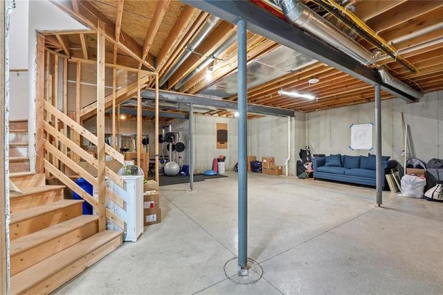 3012 W 91st Street, Leawood, KS 66206