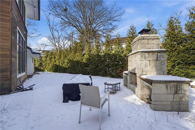 3012 W 91st Street, Leawood, KS 66206