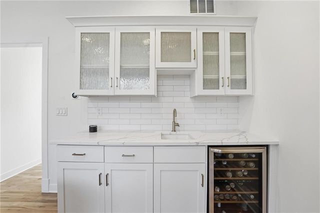 3012 W 91st Street, Leawood, KS 66206