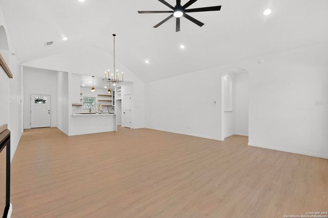 514 Contour Dr, Spring Branch, TX 78070