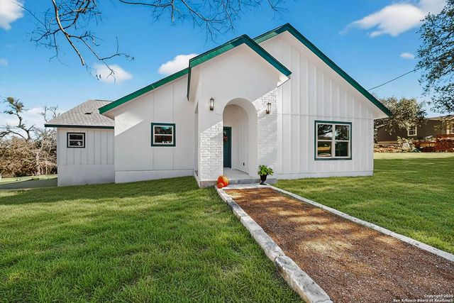 514 Contour Dr, Spring Branch, TX 78070