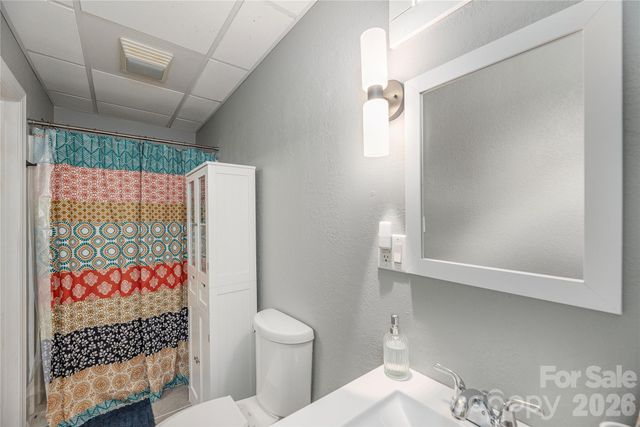 145 Woodland Drive, Waynesville, NC 28786