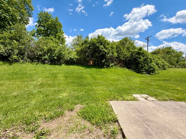1204 LOUISVILLE DR, Columbia, MO 65203