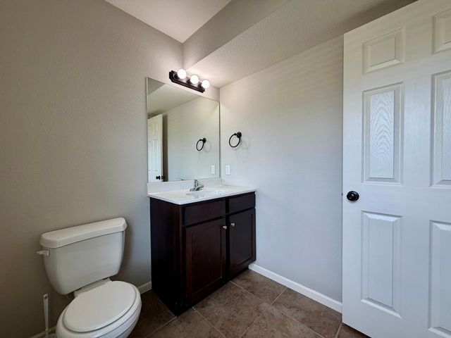 1204 LOUISVILLE DR, Columbia, MO 65203