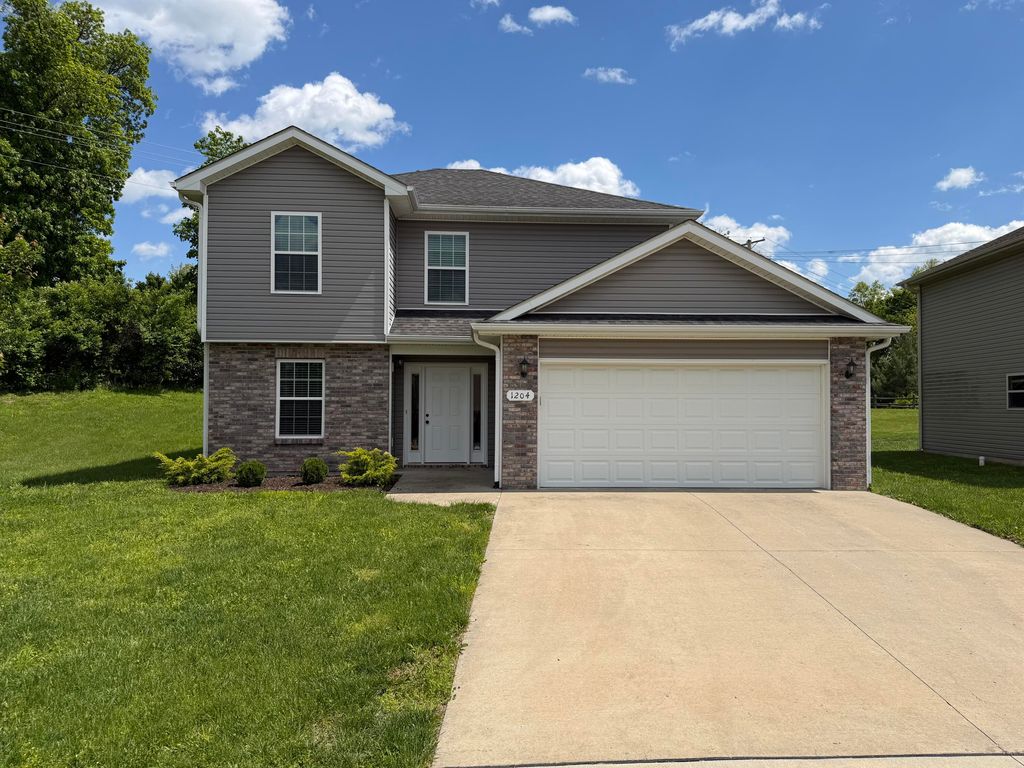 1204 LOUISVILLE DR, Columbia, MO 65203