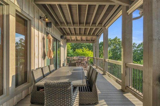 540 Overlook Drive, Blue Ridge, GA 30513