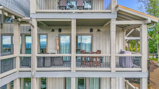 540 Overlook Drive, Blue Ridge, GA 30513