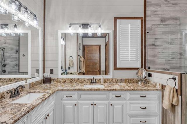 540 Overlook Drive, Blue Ridge, GA 30513