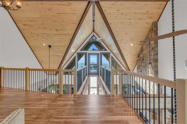 540 Overlook Drive, Blue Ridge, GA 30513