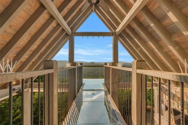 540 Overlook Drive, Blue Ridge, GA 30513