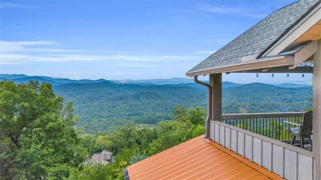 540 Overlook Drive, Blue Ridge, GA 30513